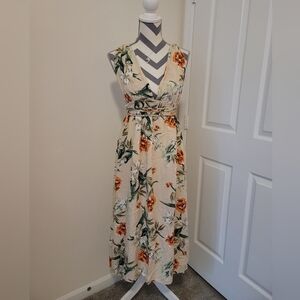 La Charme U Floral Maxi Dress Sz S Beige w/Flower Print 100% Rayon Halter Top